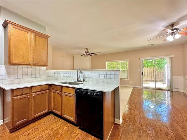 370 Creek Manor Way, Suwanee, GA 30024