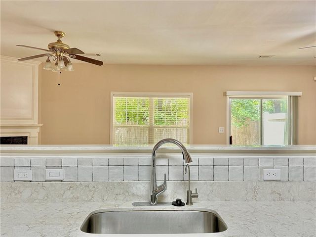 370 Creek Manor Way, Suwanee, GA 30024