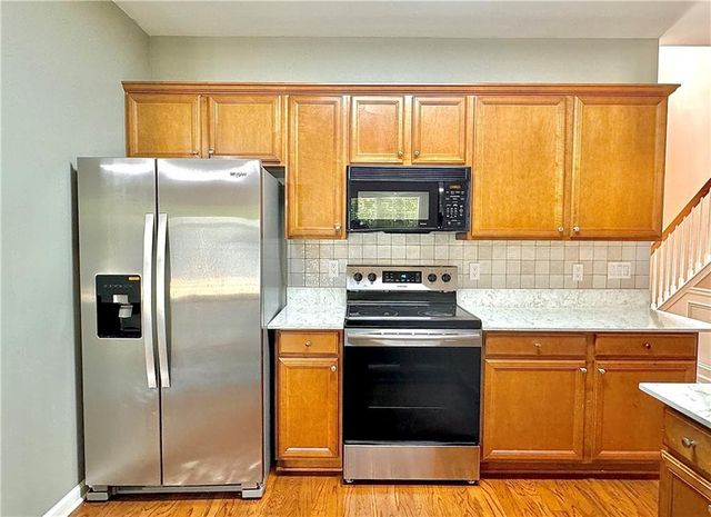 370 Creek Manor Way, Suwanee, GA 30024