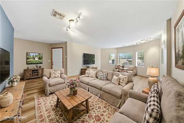 6661 Mustang Street, Las Vegas, NV 89131