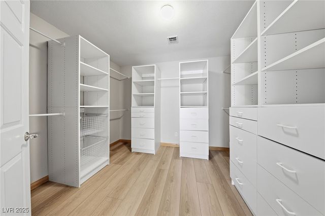 6661 Mustang Street, Las Vegas, NV 89131