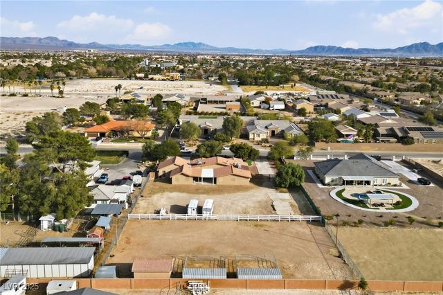 6661 Mustang Street, Las Vegas, NV 89131