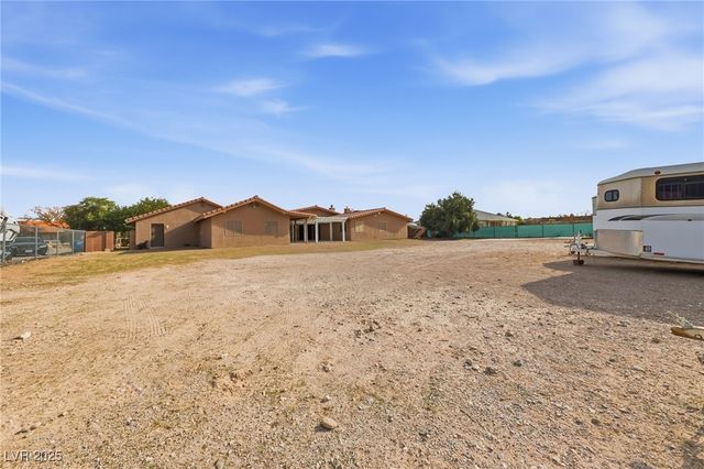 6661 Mustang Street, Las Vegas, NV 89131