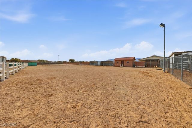 6661 Mustang Street, Las Vegas, NV 89131