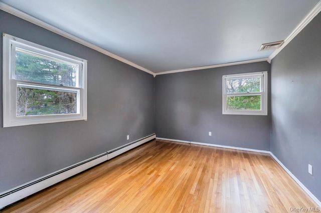 330 Edgewood Avenue, Smithtown, NY 11787