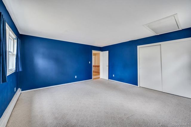 330 Edgewood Avenue, Smithtown, NY 11787