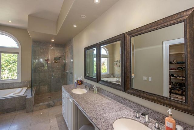 1130 Melrose Way, Vista, CA 92081