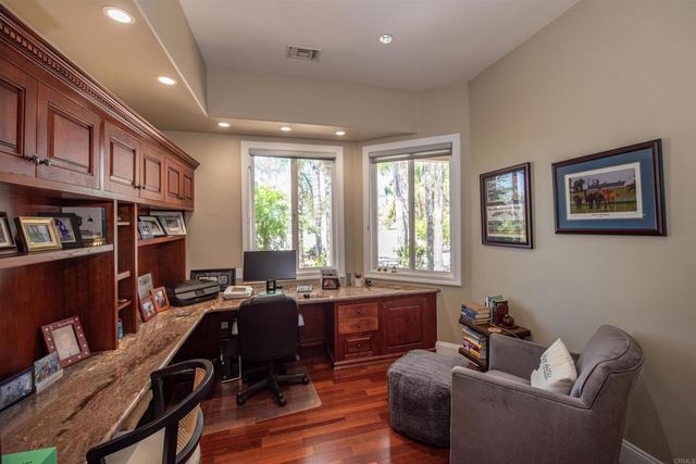 1130 Melrose Way, Vista, CA 92081