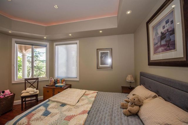 1130 Melrose Way, Vista, CA 92081