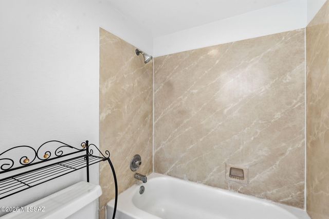 2522 N Ironwood Ridge Drive, Tucson, AZ 85745