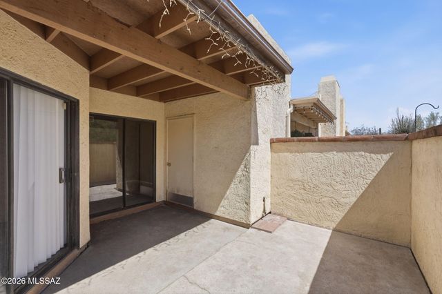 2522 N Ironwood Ridge Drive, Tucson, AZ 85745