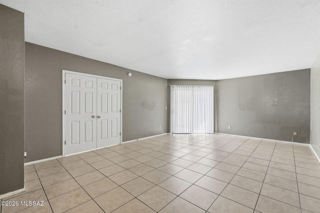 2522 N Ironwood Ridge Drive, Tucson, AZ 85745