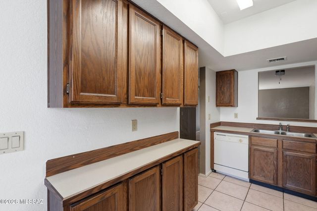 2522 N Ironwood Ridge Drive, Tucson, AZ 85745