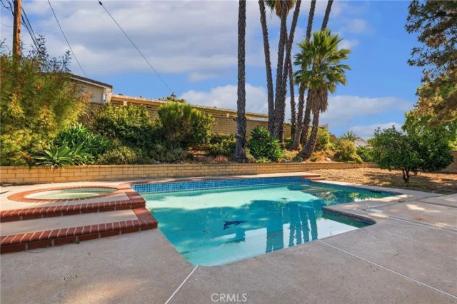1031 W Patrick Street, Upland, CA 91784