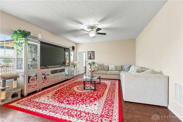 78 Cascade Drive, Fairborn, OH 45324