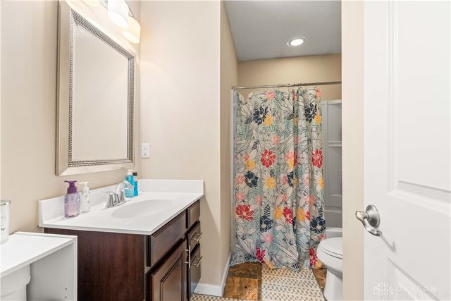 78 Cascade Drive, Fairborn, OH 45324