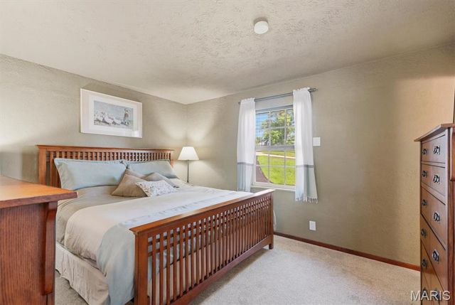 1143 Fernview Drive, Creve Coeur, MO 63141