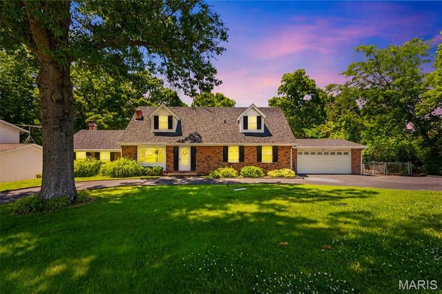 1143 Fernview Drive, Creve Coeur, MO 63141