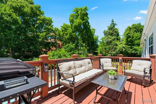 1143 Fernview Drive, Creve Coeur, MO 63141