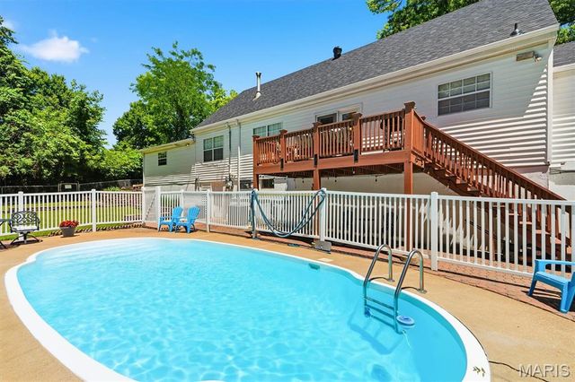 1143 Fernview Drive, Creve Coeur, MO 63141