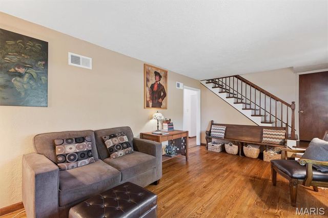 1143 Fernview Drive, Creve Coeur, MO 63141