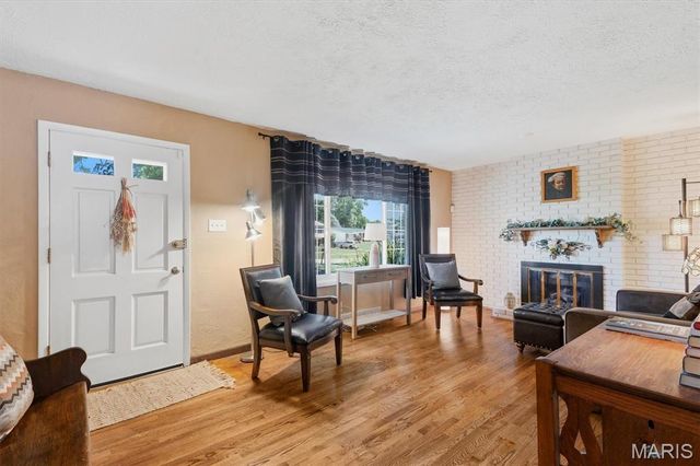 1143 Fernview Drive, Creve Coeur, MO 63141