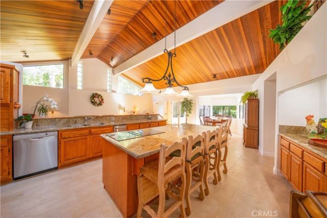 19817 E Golden Bough, Covina, CA 91724