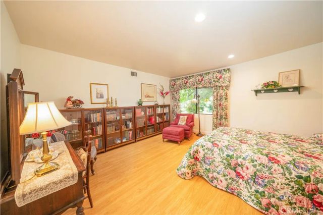 19817 E Golden Bough, Covina, CA 91724