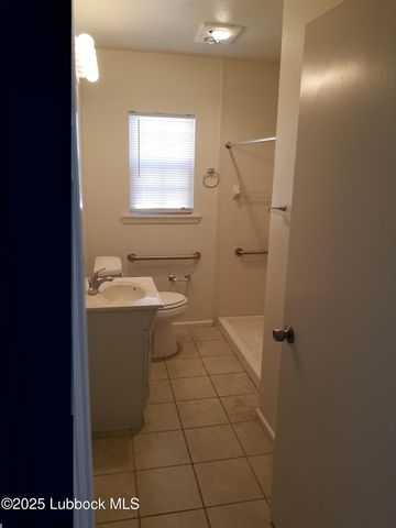 1912 45th Street, Lubbock, TX 79412