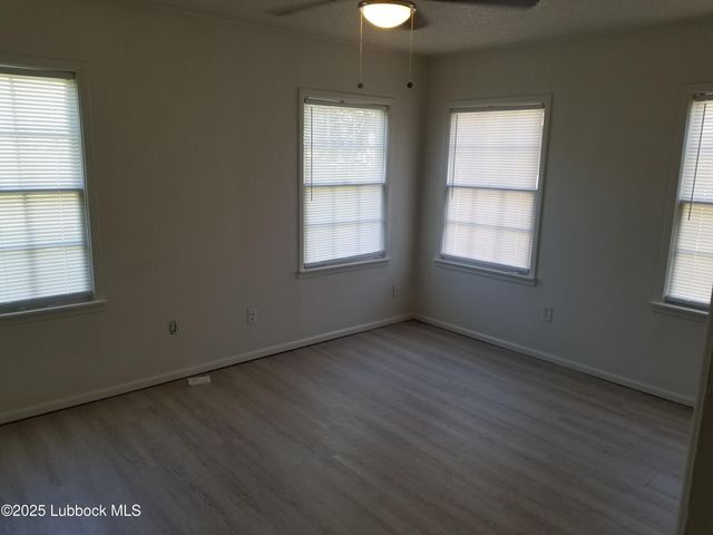 1912 45th Street, Lubbock, TX 79412