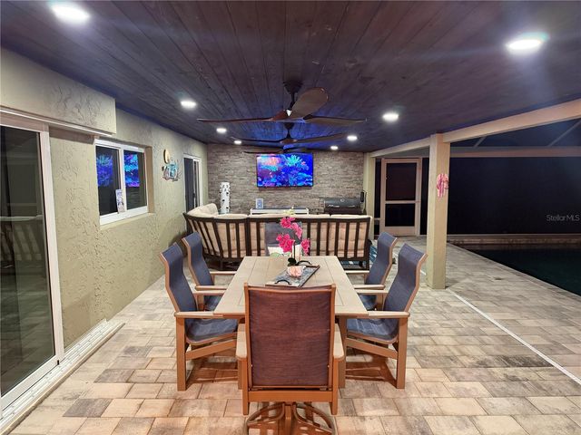 1820 SE 36TH TERRACE, Cape Coral, FL 33904