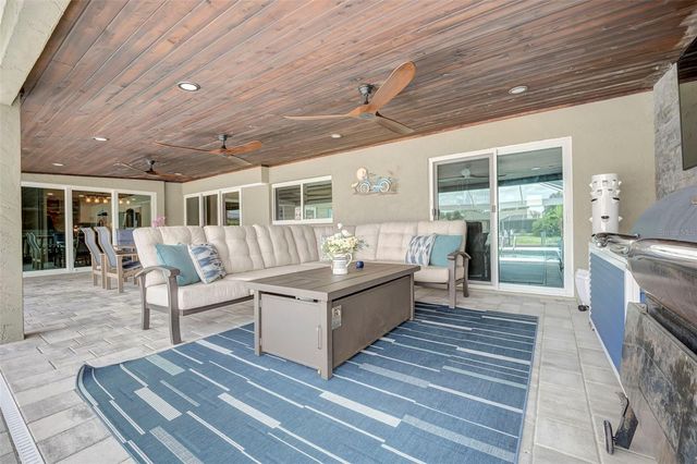 1820 SE 36TH TERRACE, Cape Coral, FL 33904