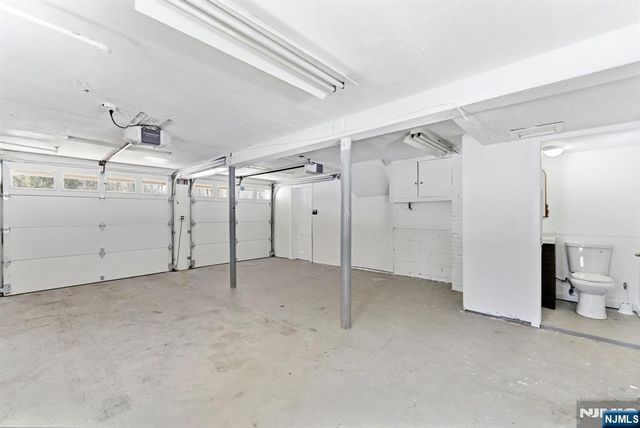 549 Ewing Avenue, Franklin Lakes, NJ 07417