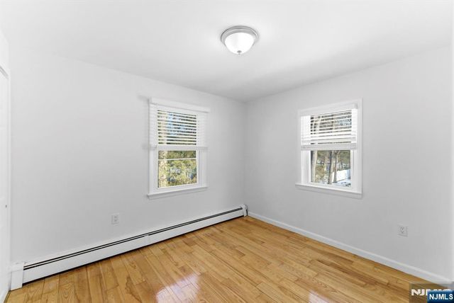 549 Ewing Avenue, Franklin Lakes, NJ 07417