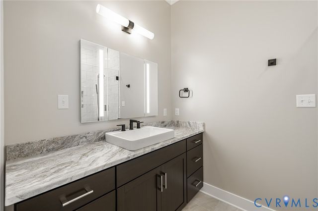 15257 Johns Trace Cir, Montpelier, VA 23192