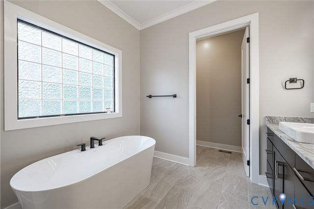 15257 Johns Trace Cir, Montpelier, VA 23192