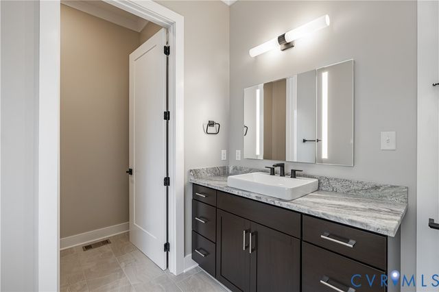 15257 Johns Trace Cir, Montpelier, VA 23192