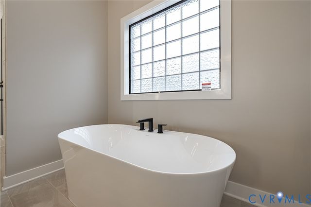 15257 Johns Trace Cir, Montpelier, VA 23192