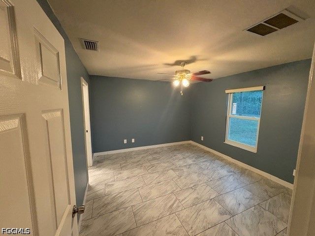 4624 Douglas LN, Lehigh Acres, FL 33973