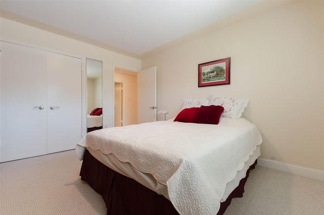 5851 Doliver Drive 22, Houston, TX 77057