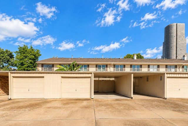 5851 Doliver Drive 22, Houston, TX 77057