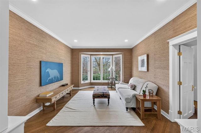 1 Clermont Lane, Ladue, MO 63124