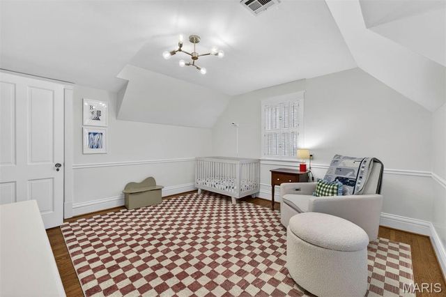 1 Clermont Lane, Ladue, MO 63124