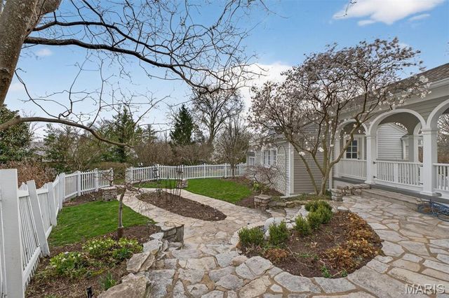 1 Clermont Lane, Ladue, MO 63124