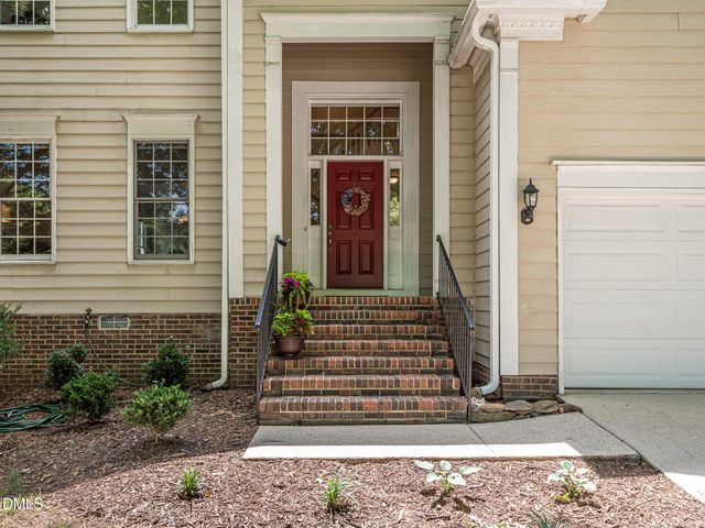 107 Walmsley Court, Cary, NC 27519
