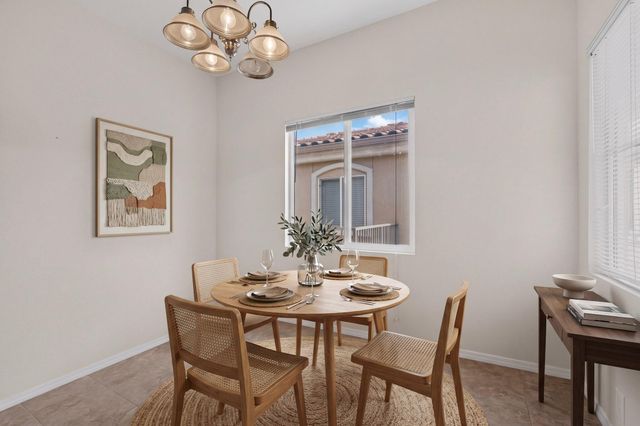 6800 Vista Del Norte Drive NE 422, Albuquerque, NM 87113