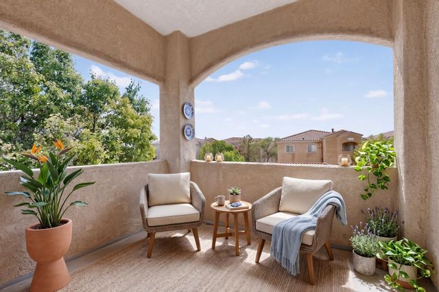 6800 Vista Del Norte Drive NE 422, Albuquerque, NM 87113