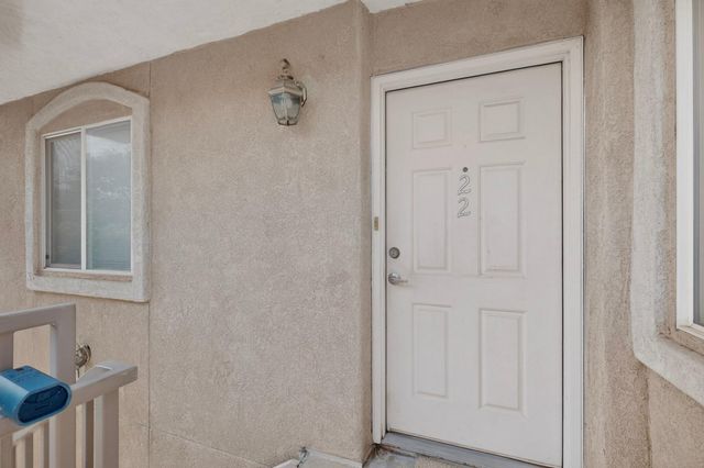 6800 Vista Del Norte Drive NE 422, Albuquerque, NM 87113