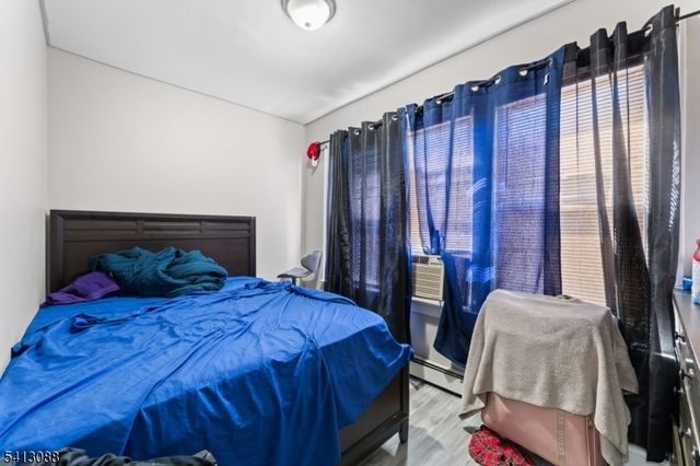 907 Flora St, Elizabeth City, NJ 07201