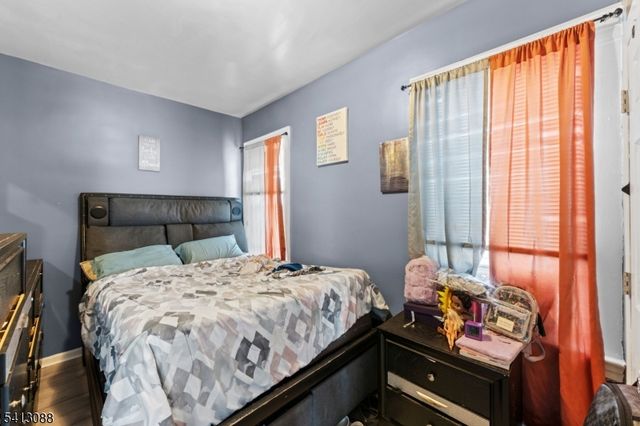 907 Flora St, Elizabeth City, NJ 07201